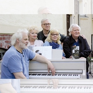 v.l.n.r.: Thomas Putensen, Tina Rogers, Gerd Christian, Cordelia Biege und Wolfgang Martin (Foto: Andreas Lampe †)