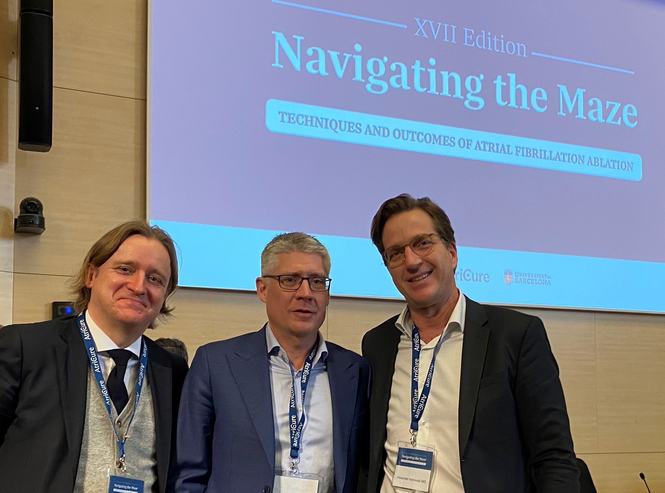 Chefarzt PD Dr. Alexander Kaminski (r.) mit Herzchirurgen aus Polen und Kanada (Foto: Klinikum Karlsburg)